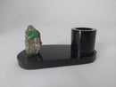 Porta-canetas em Esmeralda bruta com base de Biotita natural.